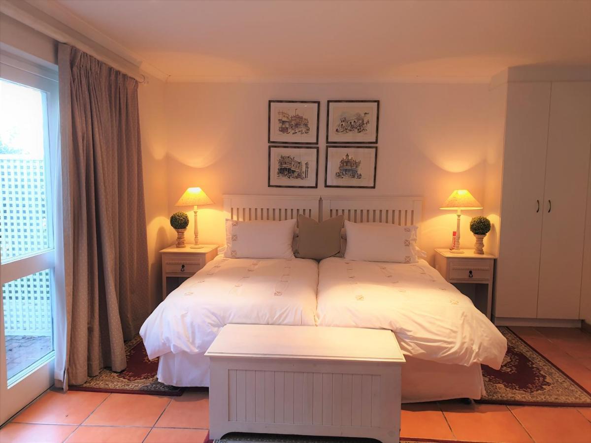 Roosboom Guest Apartments Somerset West Eksteriør billede
