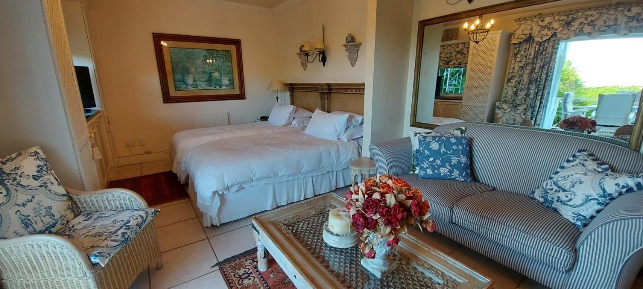 Roosboom Guest Apartments Somerset West Eksteriør billede