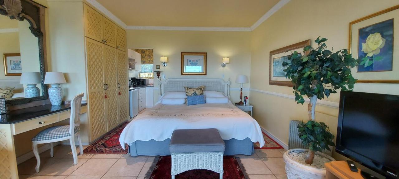 Roosboom Guest Apartments Somerset West Eksteriør billede