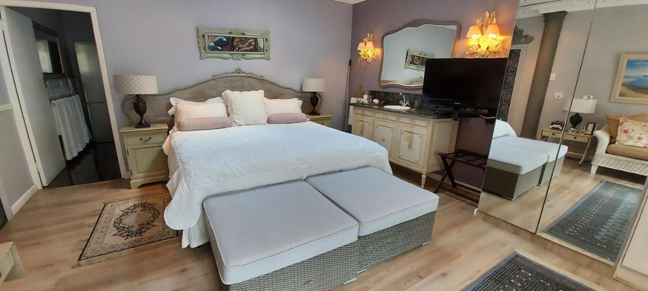 Roosboom Guest Apartments Somerset West Eksteriør billede