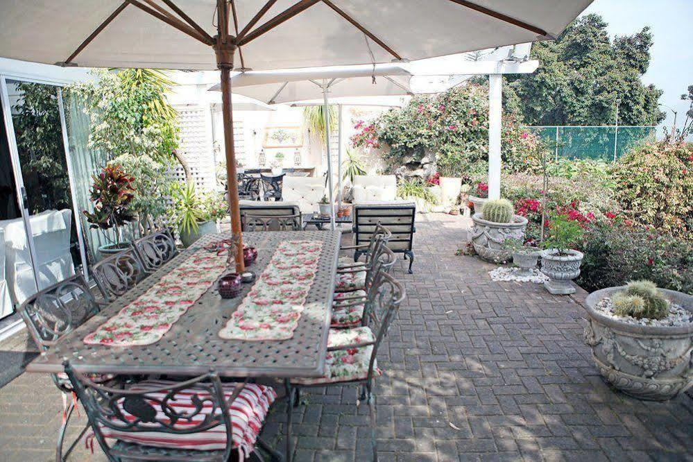 Roosboom Guest Apartments Somerset West Eksteriør billede